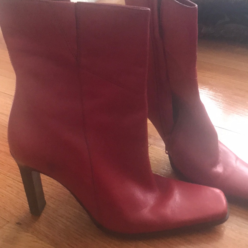 Leather red boots - Picture 2 of 2